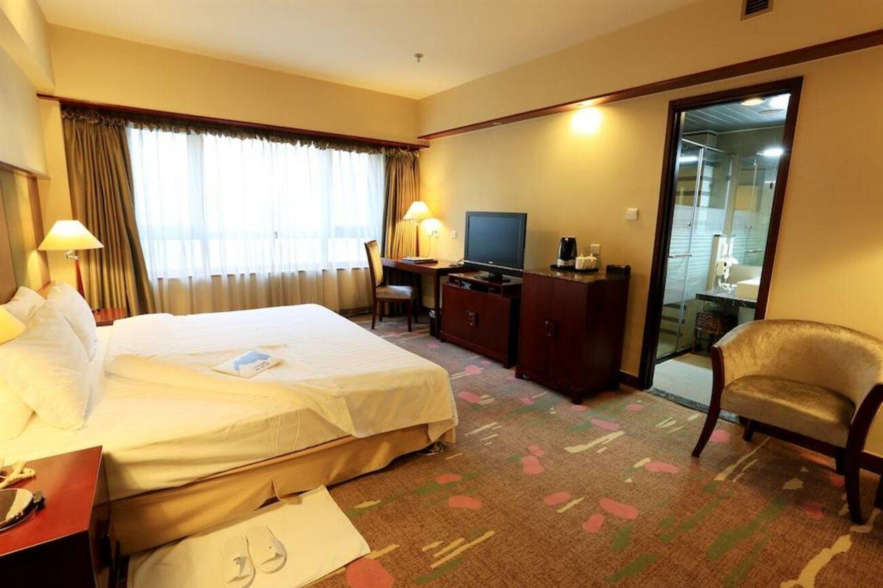 Xizhao Temple Hotel Beijing Bagian luar foto