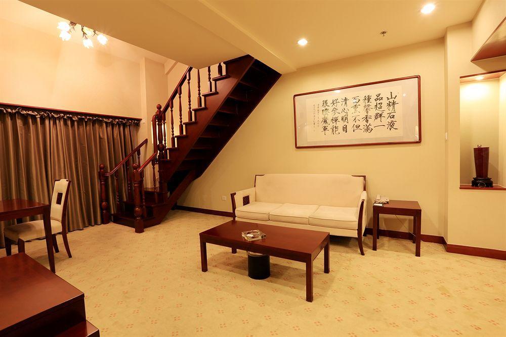 Xizhao Temple Hotel Beijing Bagian luar foto