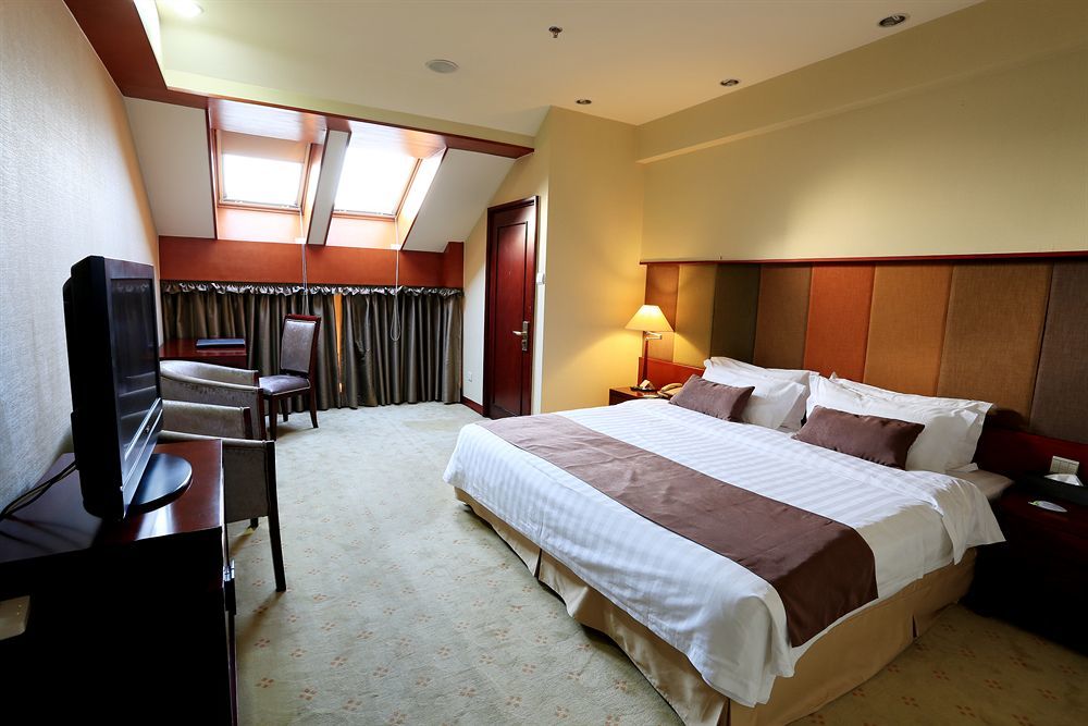 Xizhao Temple Hotel Beijing Bagian luar foto